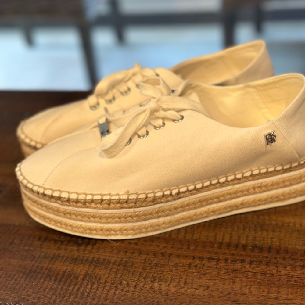 NEW DKNY platform Sneakers